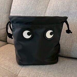 Cute bag/pouch googling eyes 👀